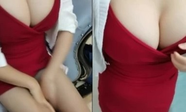上门推销--34岁极品爆乳阿姨：你先别着急嘛好不好，等一下嘛，我感觉好强烈的我快沦陷了啊啊啊啊！ 乳推、骑乘、口爆 男：哇真骚，你多久没干了。}