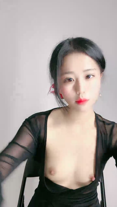 职场竞争激烈--下海黄小姐：大秀身材，黑丝红色指甲、迷惑网友撸断屌，掰开肉穴看得直勾人魂！}