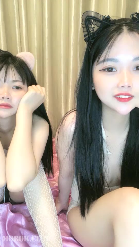 極品可愛OO後雙胞胎姐妹花齊下海,年輕稚嫩身體,男人的最愛}