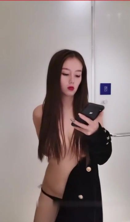 高颜值杭州大二D奶学生妹 动感裸舞 假JB插穴爆菊自慰 有点像低配版迪丽热巴}