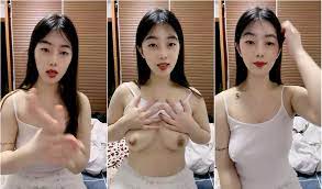 自稱做幼師的美女下班下海撩騷,在學校看到帥氣家長爸爸就會濕,太臊了}