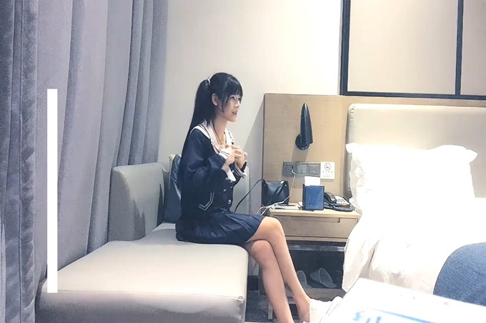 双马尾JK装，苗条大奶好身材舔弄骑坐插猛操}