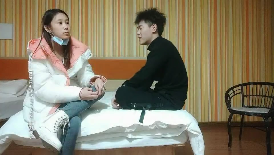 疫情不回家 找个青涩的高校兼职学妹打炮爽下 年轻真好 逼紧夹的好爽}