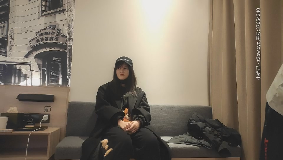 神似马思纯 一对美乳惹人爱 美艳胴体娇喘连连}