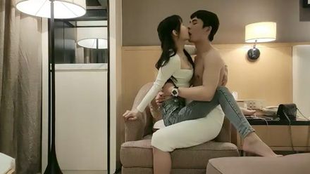 首秀双马尾极品妹子 互摸调情蹲着口交上位骑坐猛操搞得喊爸爸}