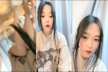 19岁师范大学生，美少女人气登顶，主打的就是粉嫩 (1)}