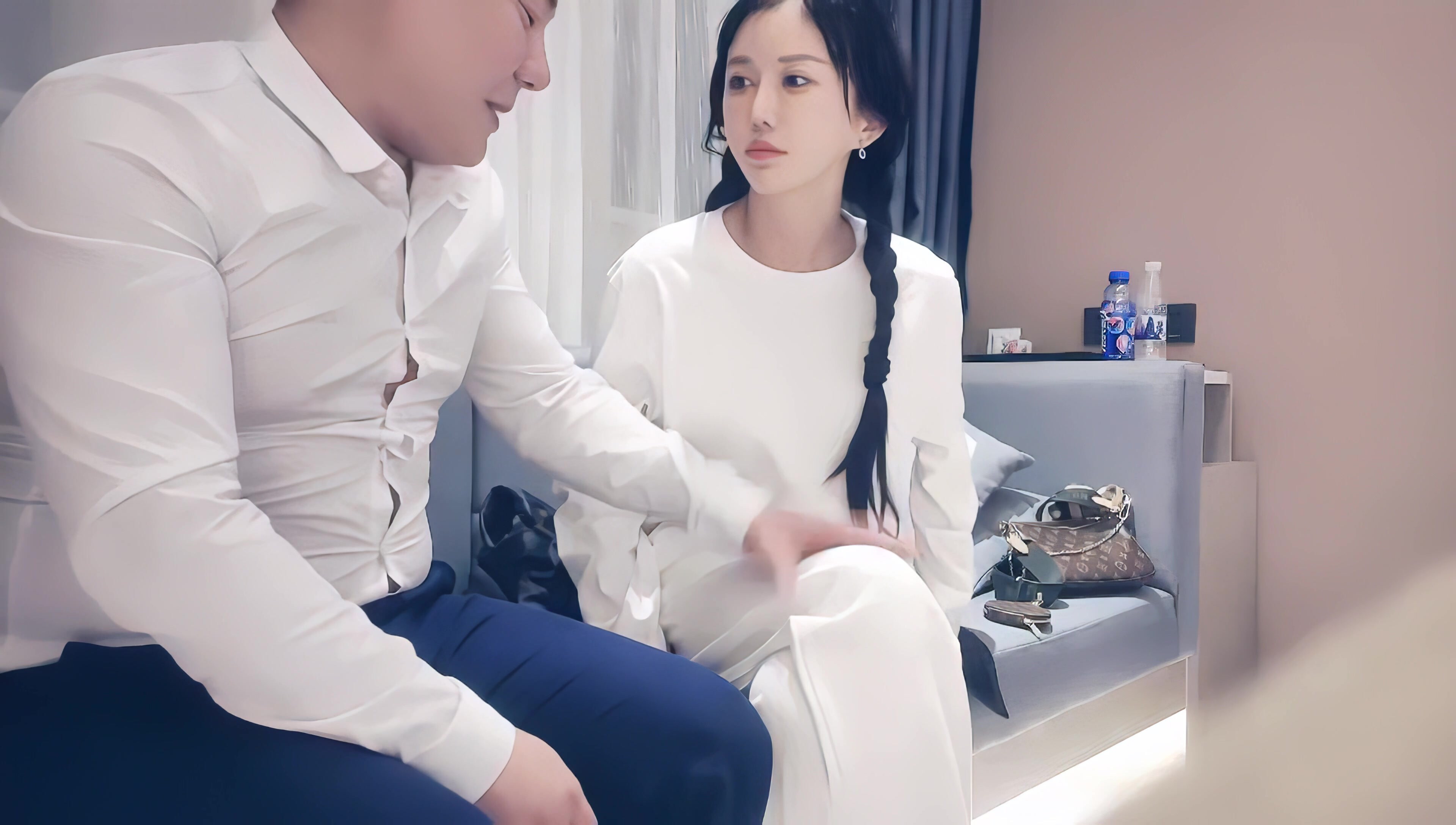 酒店约迷人的25岁小姐姐，大美女}