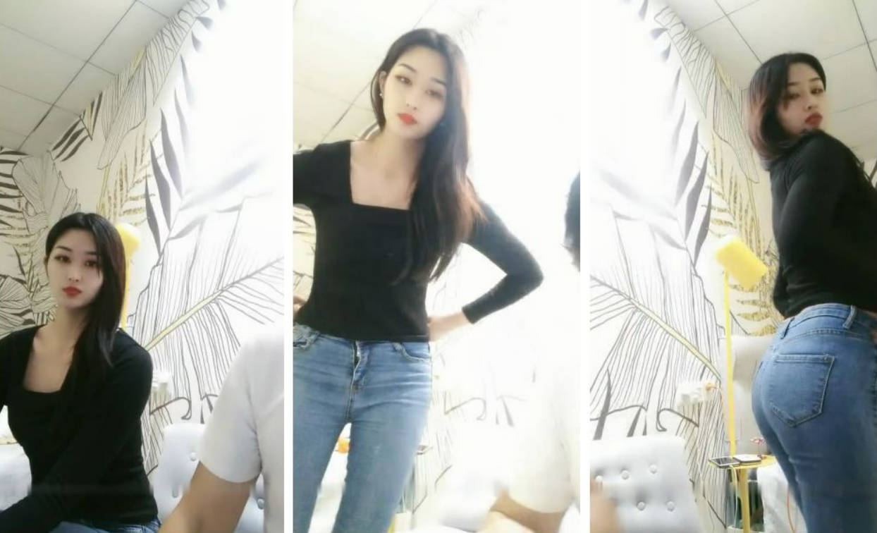 178CM女神级翘臀长腿大美女见客人在直播扭动翘臀配合,见男的把直播关了才脱光衣服啪啪,没想到还是被他直播了,国语!