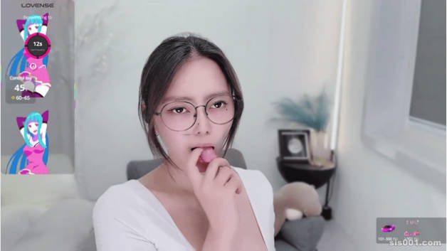 【stripchat】极品眼镜妹「natasha2025」黑丝萌妹普通话在线撩骚，声音好听，叫声诱人}
