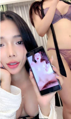 小妲己直播 顶级绝美女神，完美身材巨乳翘臀，跳蛋自慰淫水打湿小骚穴 9部合集第一弹}