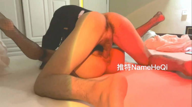 顶级性爱视觉盛宴②！淫趴大神【醉奶逃逸】双飞4P两位极品身材骚女，各种帝王式玩法，人体蜈蚣叠插排插惊爆眼球2