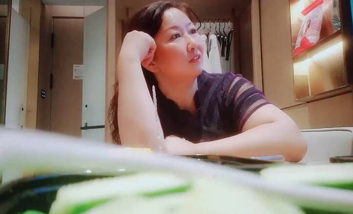 泡良最佳教程，【良家故事】，世风日下，这么多人妻都有着一颗出轨的心，酒店迎来送往，操的骚货嗷嗷叫}