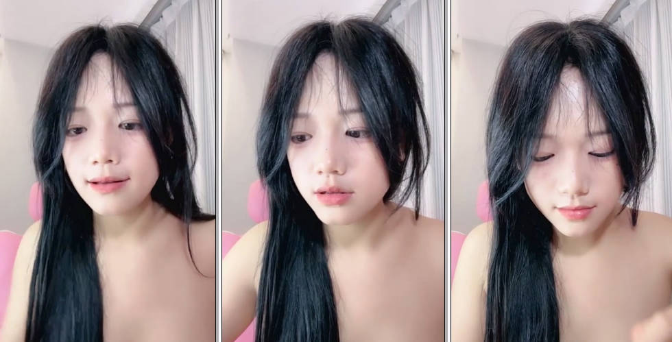 【e懒得喷】G奶女学生 极品身材 短毛嫩穴 闺蜜吧啦同筐 裸舞 跳蛋大鸡巴自慰 爽喷水 (2)