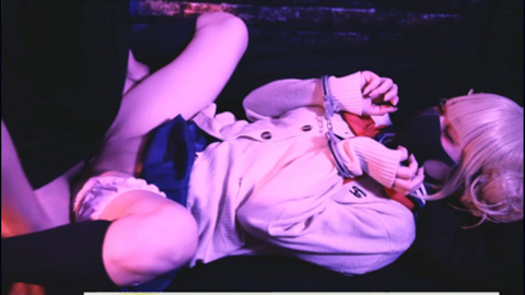 牢牢铐住的JK制服学生妹只能任人鱼肉（地雷系女友）大尺度扯奶干炮跳动的阳具倒计时喷射 【火热推荐】}