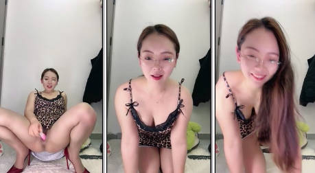【穿上丝袜轻微脸红】你的丝袜骚宝 御姐 长腿翘臀 吃鸡 高跟大鸡巴水晶棒插逼 喷水 (1)}