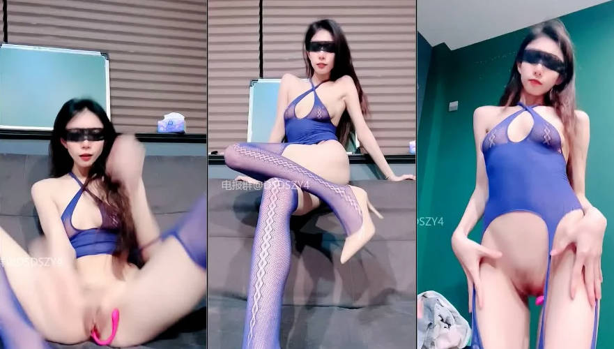 骚浪母狗【妮妮老师】熟妇情趣网袜塞跳蛋裸舞口爆大力猛操4(5V)}
