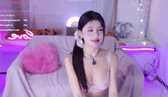 国民女神【Kiki-2025】御姐制服、丝袜高跟诱惑、跳弹，后入视角6 (1)}